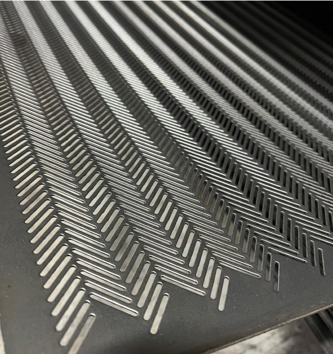 1000×2000×1mm Sac – 2mm Çavuş Delik