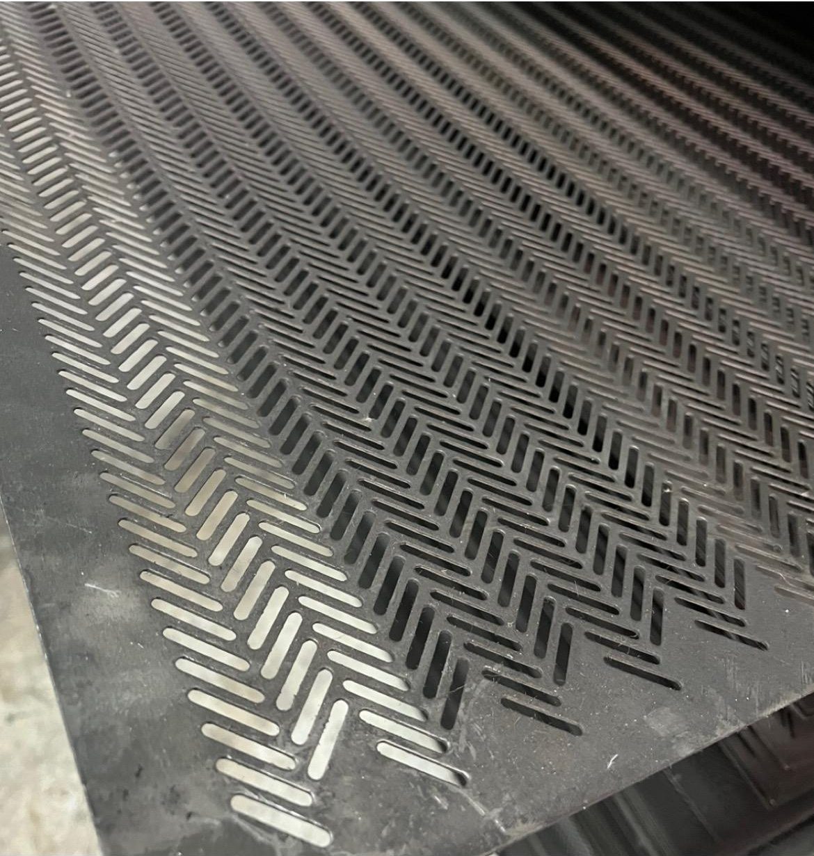 1000×2000×1mm Sac – 3,25mm Çavuş Delik