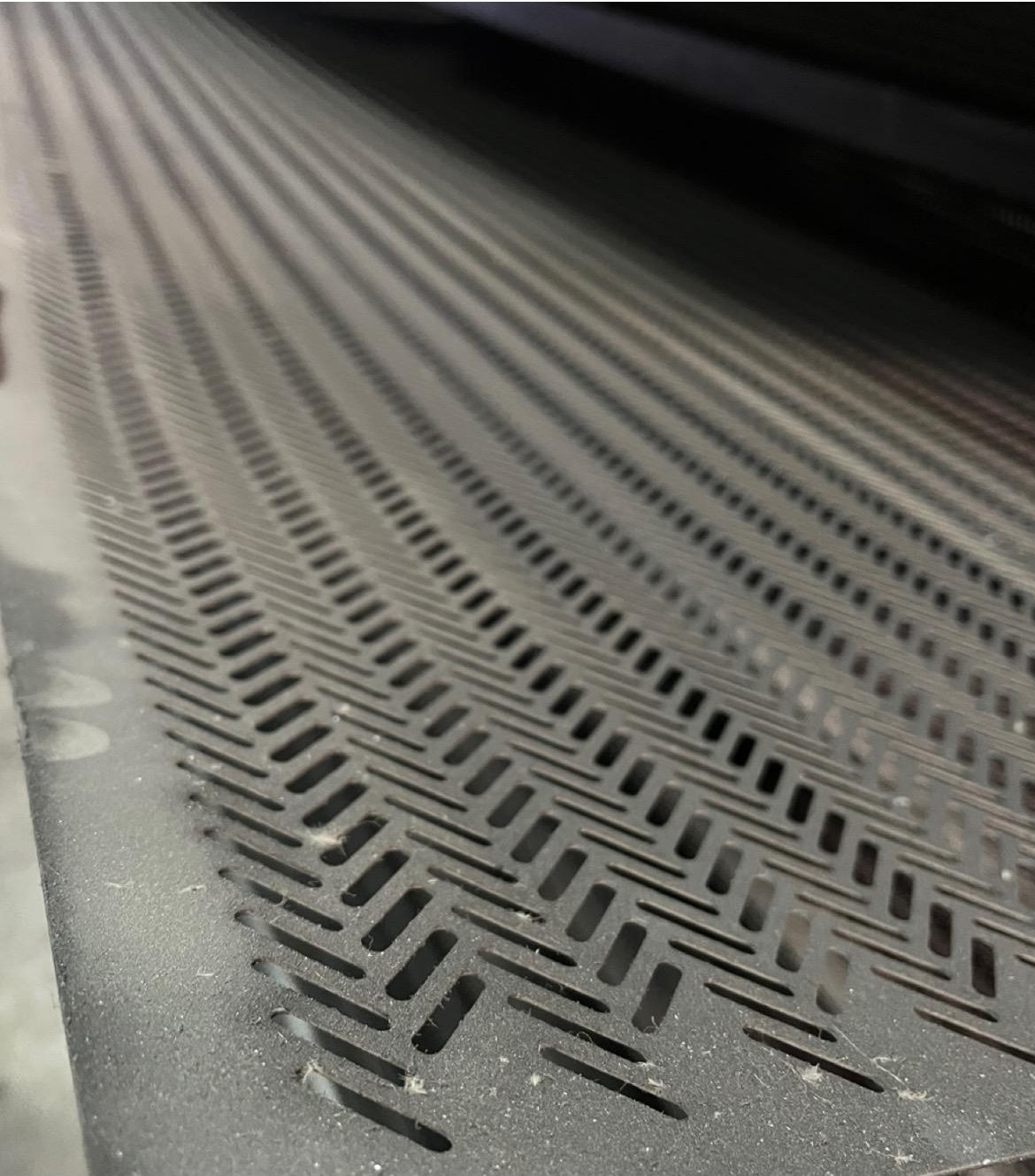 1000×2000×1mm Sac – 4mm Çavuş Delik
