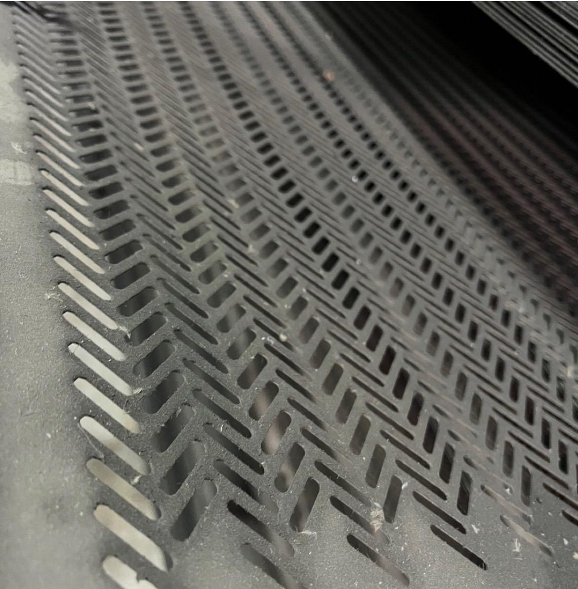 1000×2000×1mm Sac – 4,5mm Çavuş Delik
