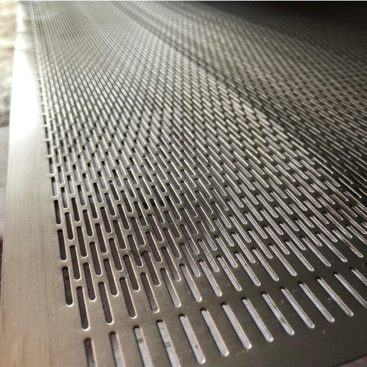 1000×2000×1mm Sac – 2mm Oval Delik
