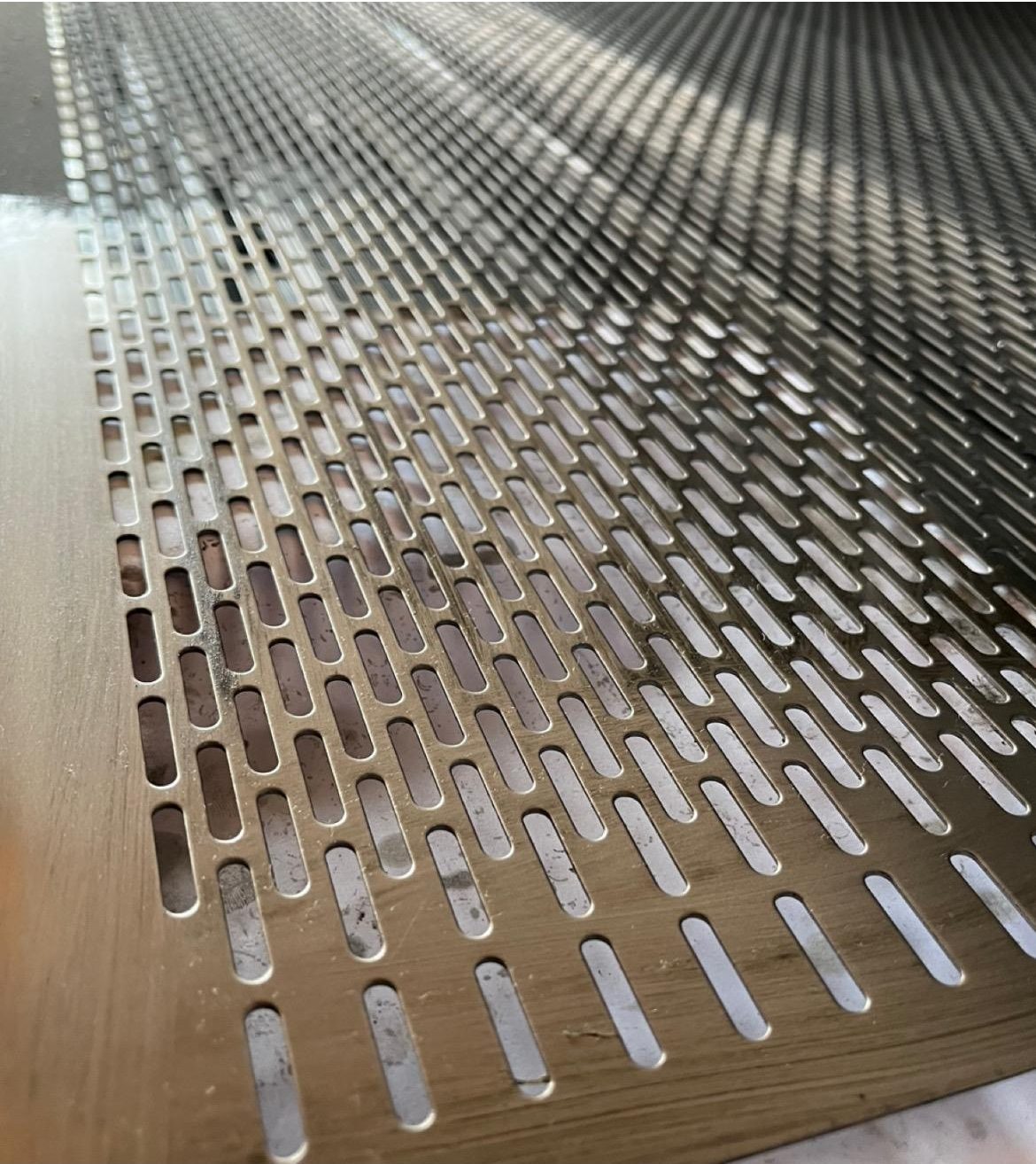 1000×2000×1mm Sac – 4,25mm Oval Delik