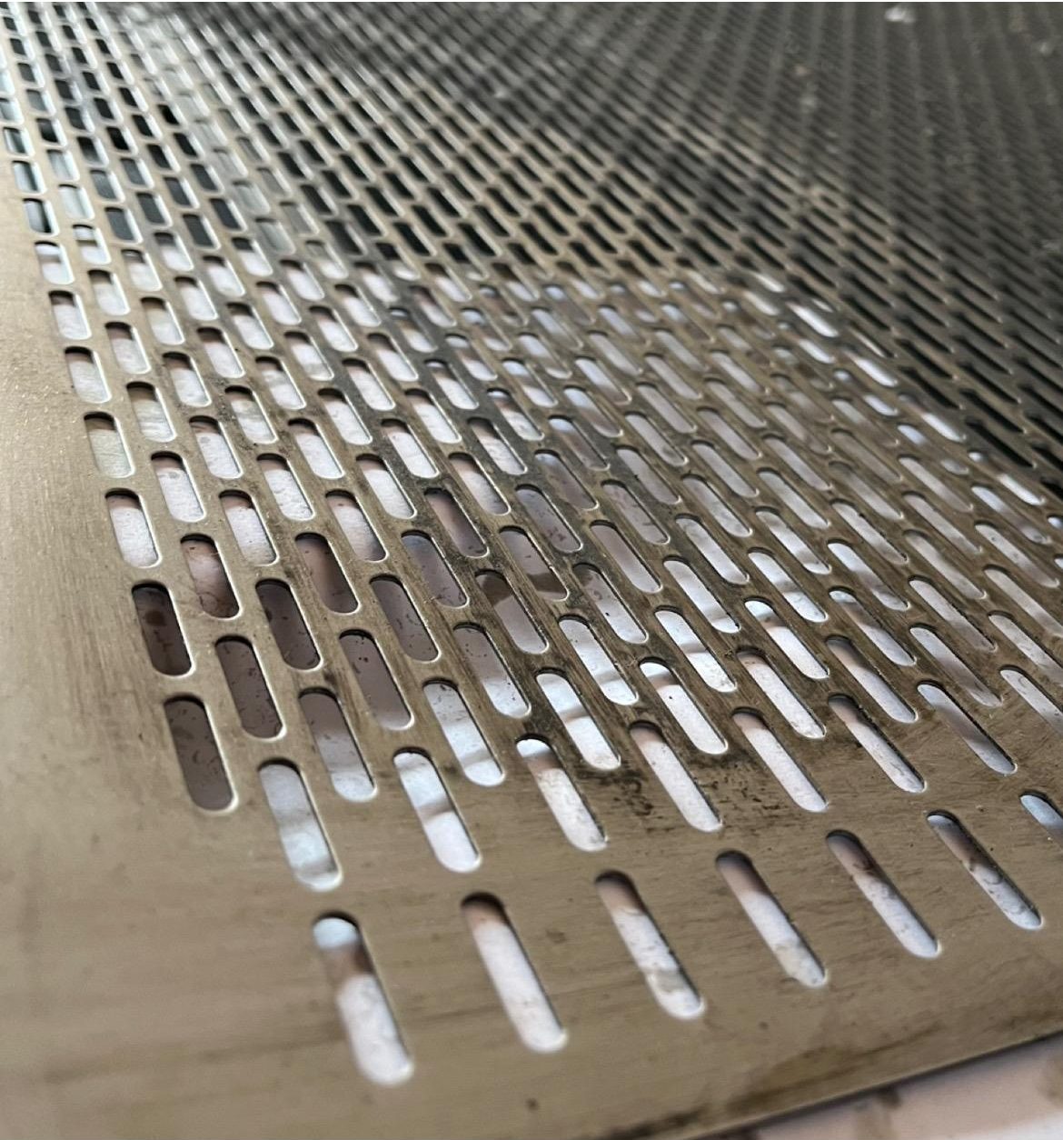 1000×2000×1mm Sac – 4,75mm Oval Delik