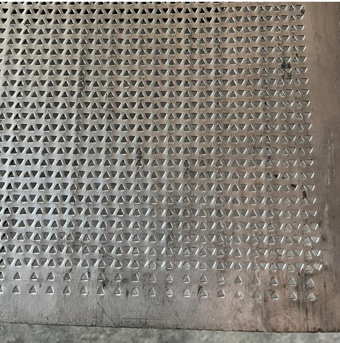 1000×2000×1mm Sac – 3×3mm Üçgen Delik