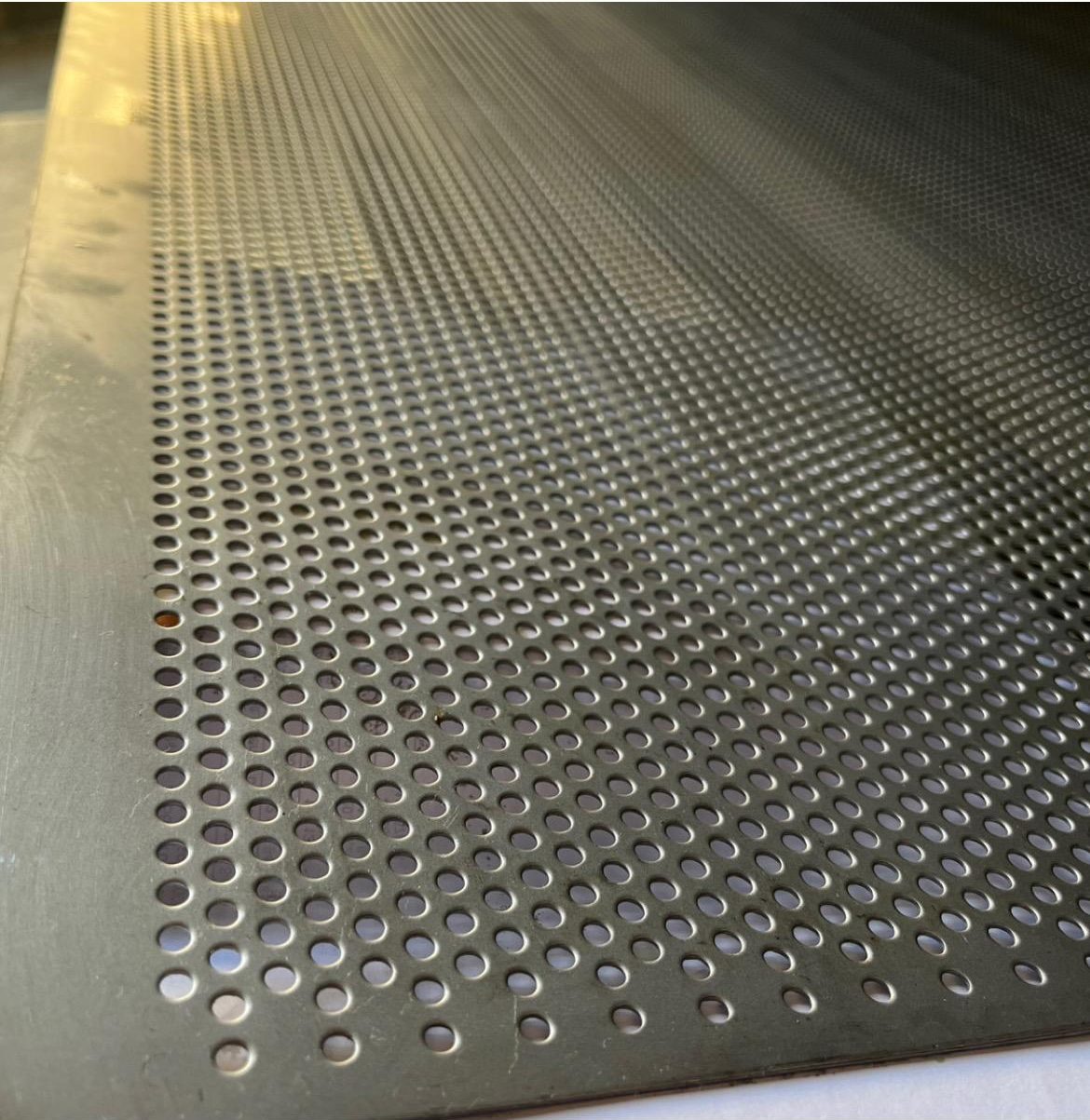 1000×2000×1mm Sac – Ø4mm Yuvarlak Delik