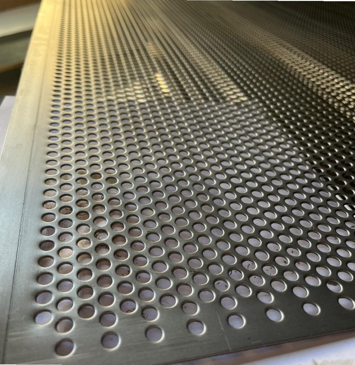 1000×2000×1mm Sac – Ø6mm Yuvarlak Delik