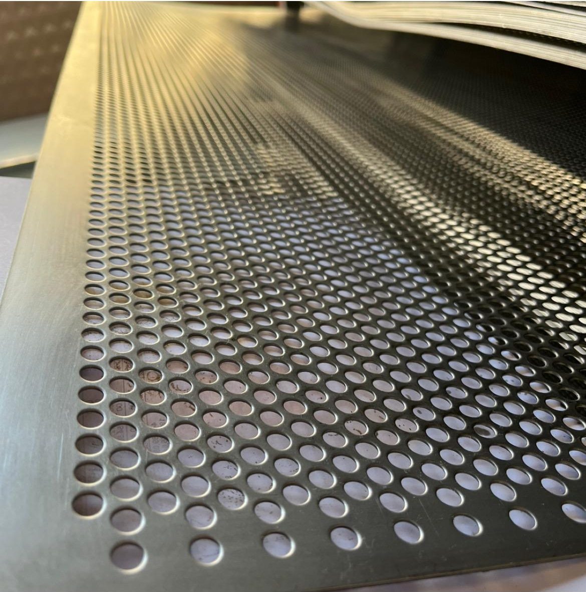 1000×2000×1mm Sac – Ø7mm Yuvarlak Delik
