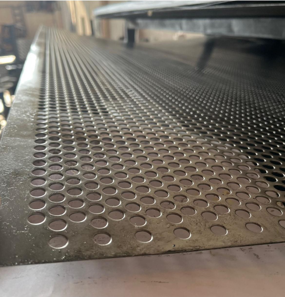 1000×2000×1mm Sac – Ø8,5mm Yuvarlak Delik