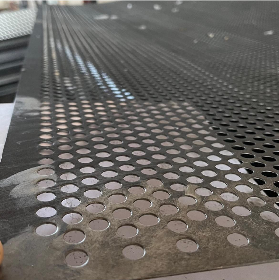 1000×2000×1mm Sac – Ø9,5mm Yuvarlak Delik