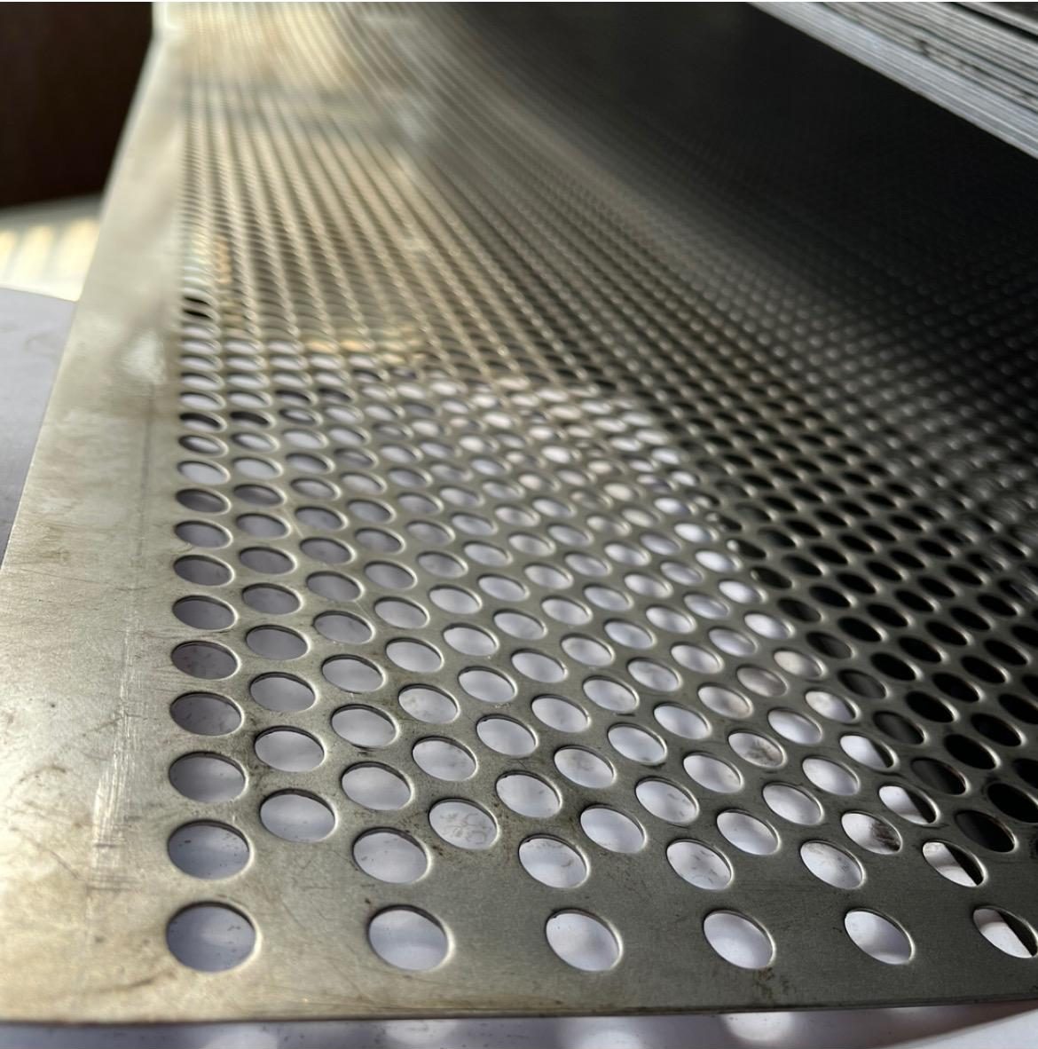 1000×2000×1mm Sac – Ø10mm Yuvarlak Delik
