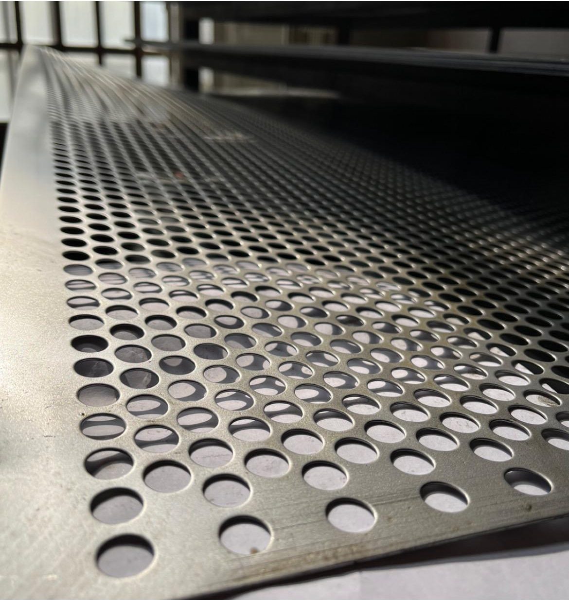 1000×2000×1mm Sac – Ø12mm Yuvarlak Delik